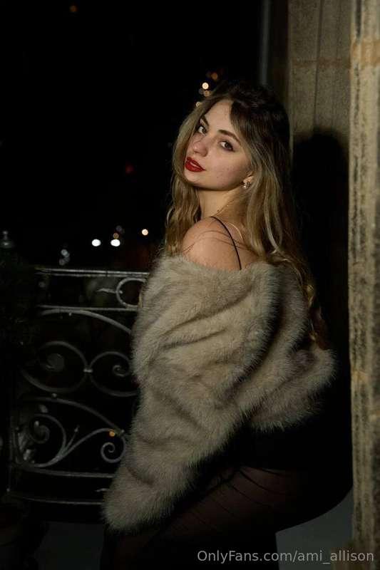In every woman lives a secret 💋 And are you ready to reveal ..