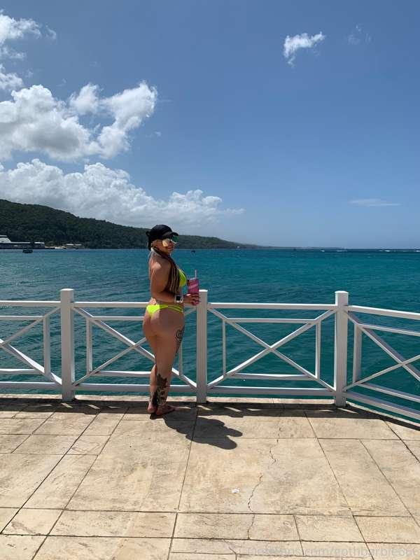 Jamaica love.
