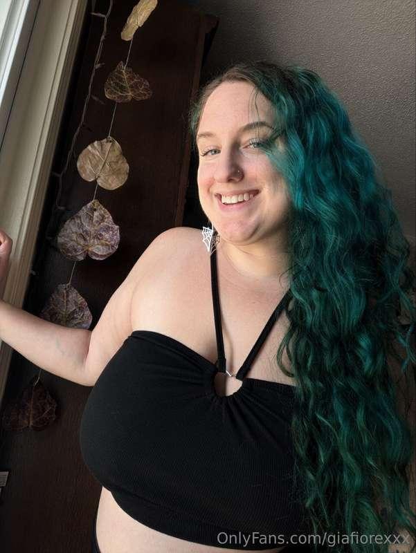 Feeling grateful for all the lovely people in my life, inclu..