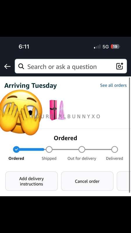 Waiting for my new toy to arrive!! 🤭 