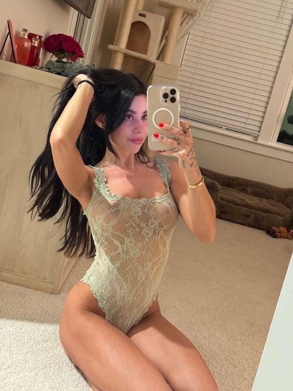 being cute for no reason 💋