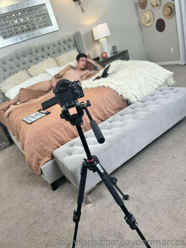 Who wants to make content? 😘