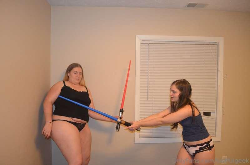 lustfulgeek image #19