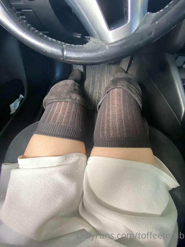 When you dress delicate but like it rough 😇😈