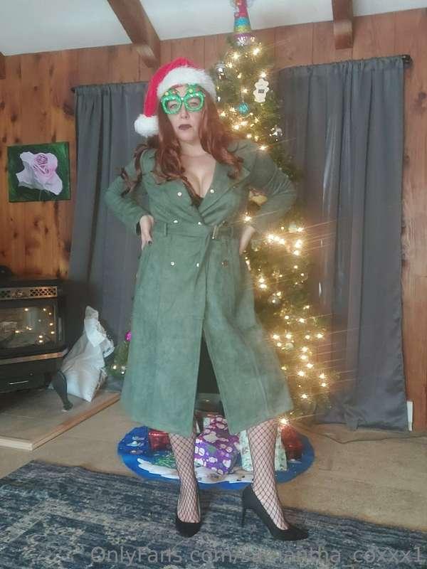 Merry Christmas!! All i asked for was cum and I'm still wait..