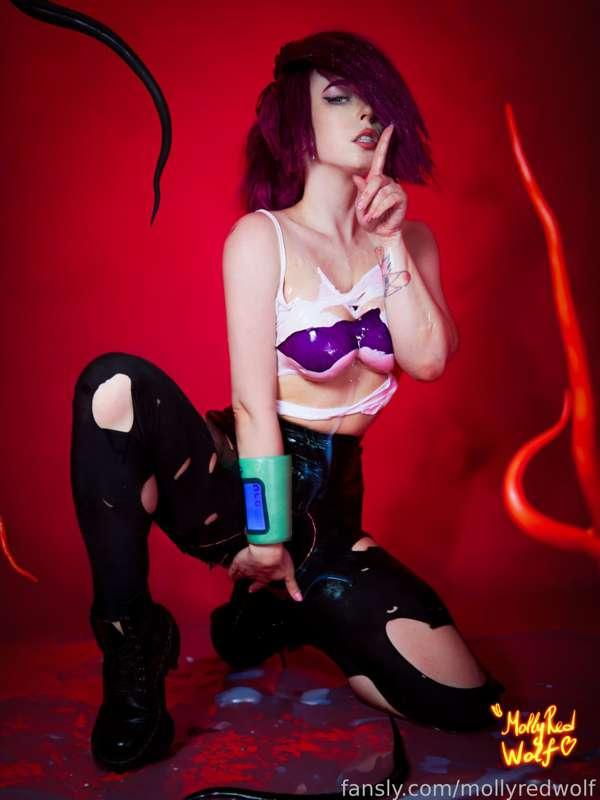 Any lovers of tentacles here?😈🥰
#cosplay #anime #game #hentai #fyp #pussy #butt #ass  #hot #girl #ahegao #bobs #tits #futurama #leela