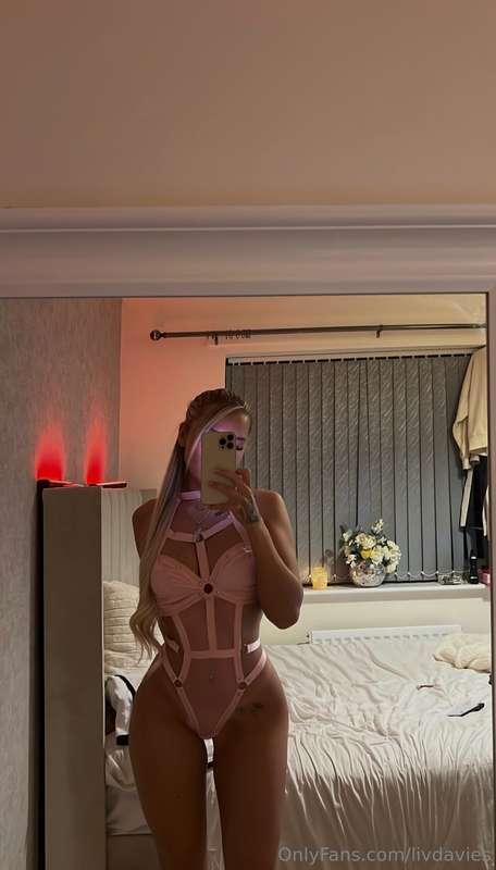 shall i move my hands?😏💞