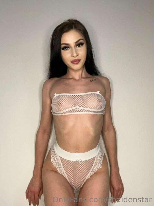 😉still there babe and horny?
