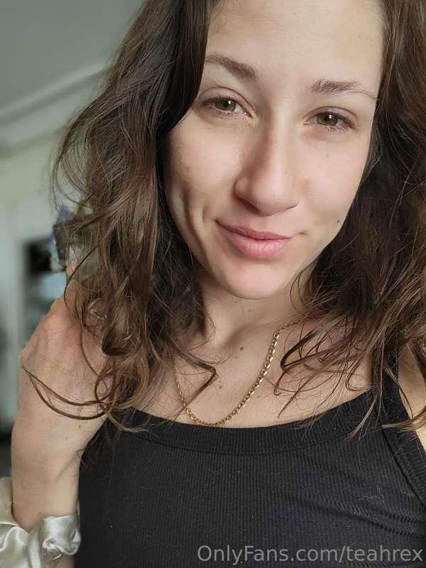 Morning 🌄 
I love wearing his necklace and cock sock