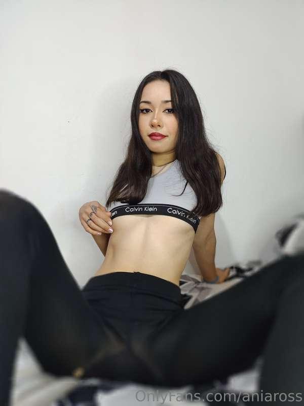 Tear off my tights and look at my pussy 🖤