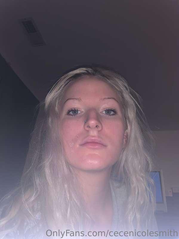 I got the tiniesttttt amount of lip filler today just to eve..