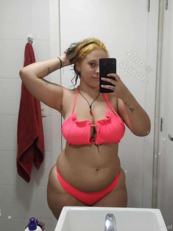 you can see some tan, right ?