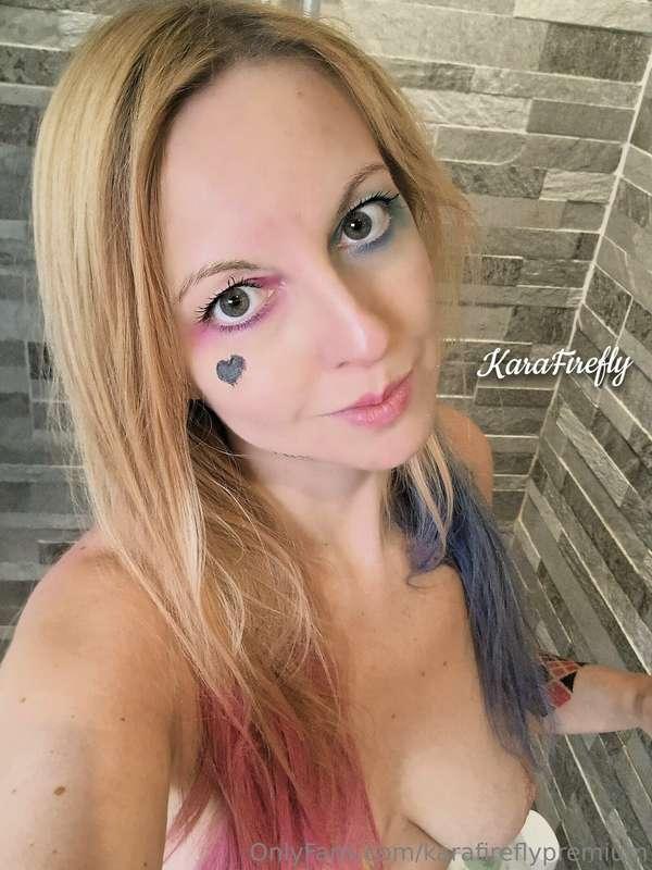 Hey 😘 I hope you are all doing good? I'm super busy here! Be..