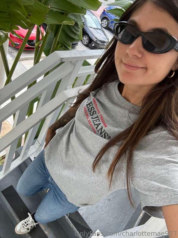 sunglasses on… but trust me, I see everything👀