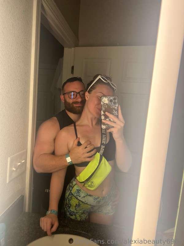 The naughtiest vacation couple