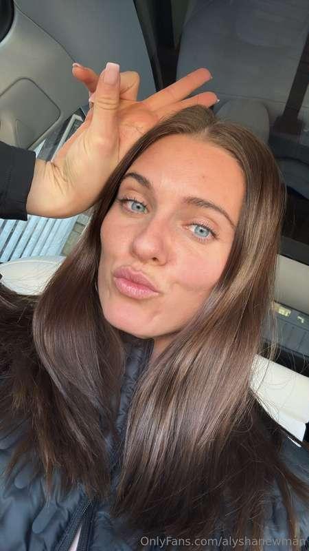 kisses for all the love I am getting on my best sellers sale..
