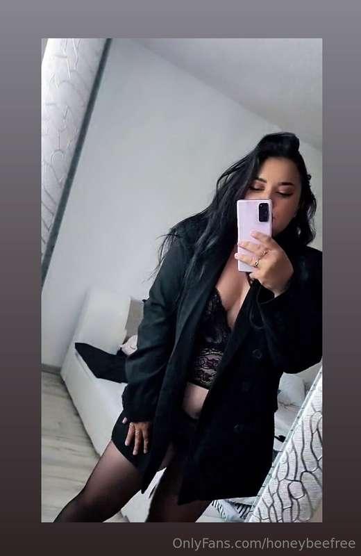 https://onlyfans.com/honeybe.e -40% pre vás zlatíčka 🥰