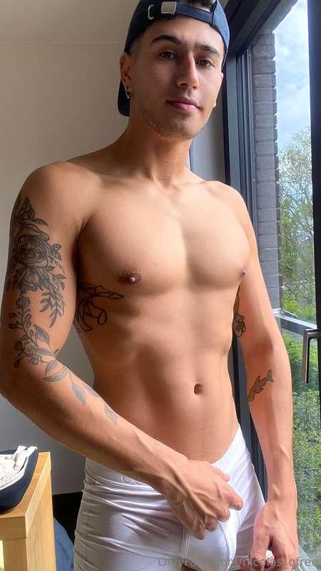 Material Boyfriend?