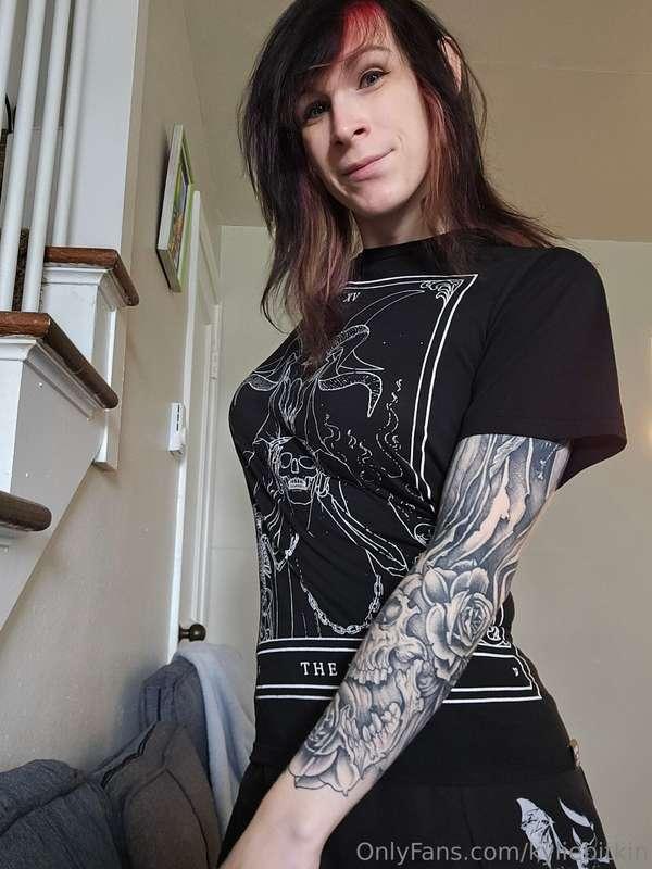 Feeling super sexy today 😍 would love it if everyone came fo..