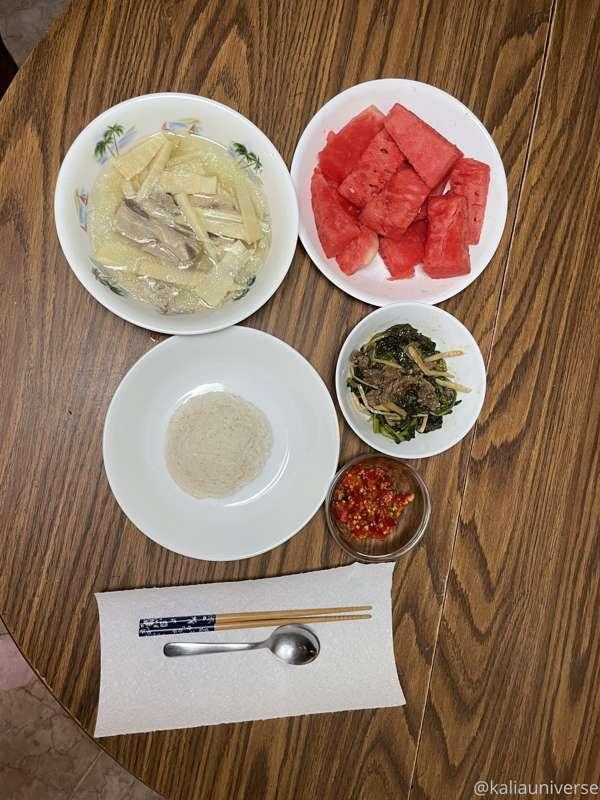 nothing beats simple home made food made from the heart. do ..
