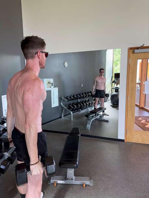 Who wants to workout with Big Bro and see how hot and sweaty..