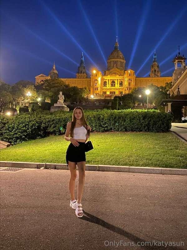 Evening walks are like a form of meditation 🌅🧘‍♀️✨
