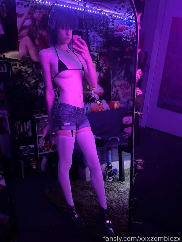 xxxzombiezx image #9