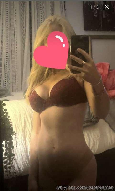 Come check out my new friend!! She’s smoking hot and loves t..