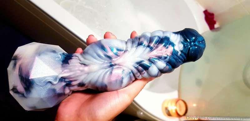 I have a hot date in the bath ~ 💦