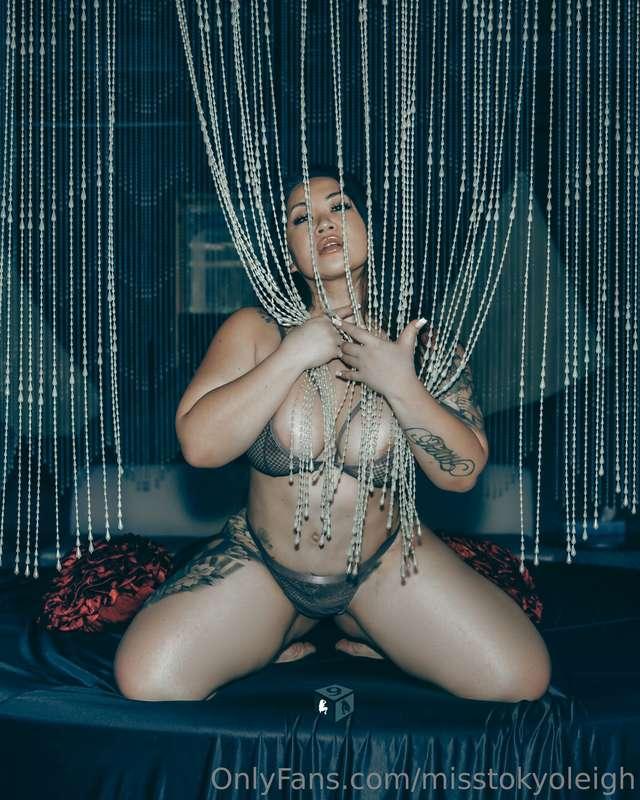 Running deals on custom videos and dick rates RIGHT NOW. DM ..