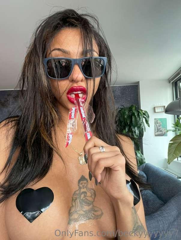 Your fun sized snack has arrived 🍭😝