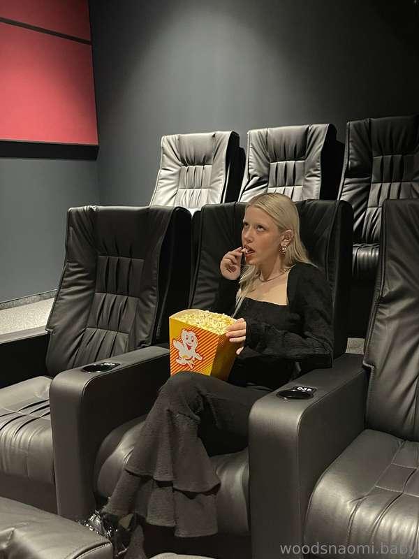 would you pick me up in a movie theater? 😏