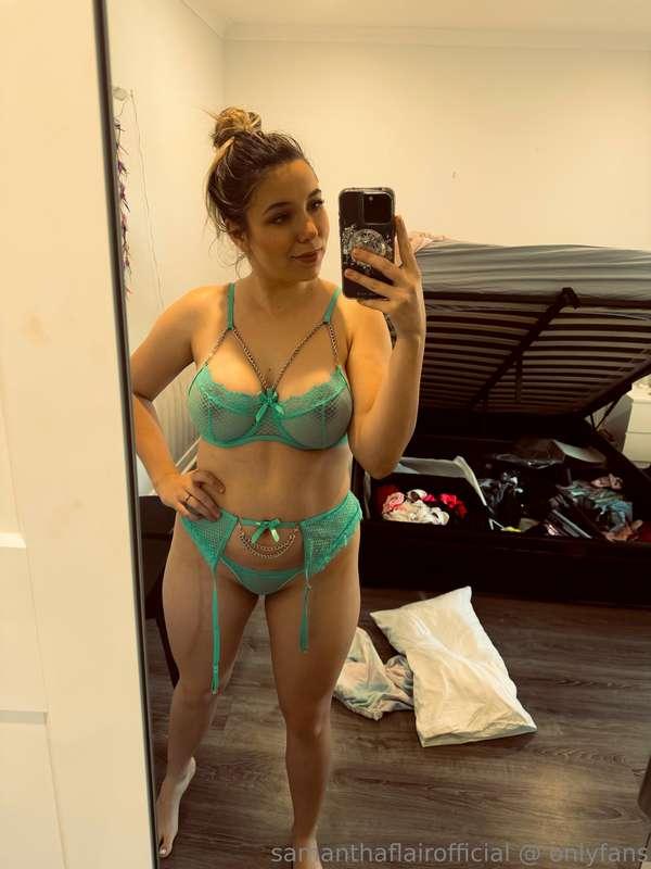 samanthaflairofficial image #1