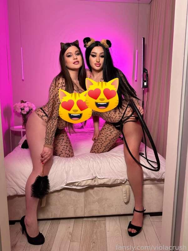 One of us likes it harder 😈 the other softer😻 guess our desires 🤤…and what do you prefer ?😽
#naugthyphotos #naked #bigtits #sexy #hot #boobs #hugeboobs #hugetits #bigboobs #booty #ass ##sexyvideosipples #horny
#bigass #girl #lingerie #breast #passion #model #pussy #sexting #custom #dirty #bikini #nude #badgirl #fanslymodel #nipples#lips#violacrush#demmyblaze