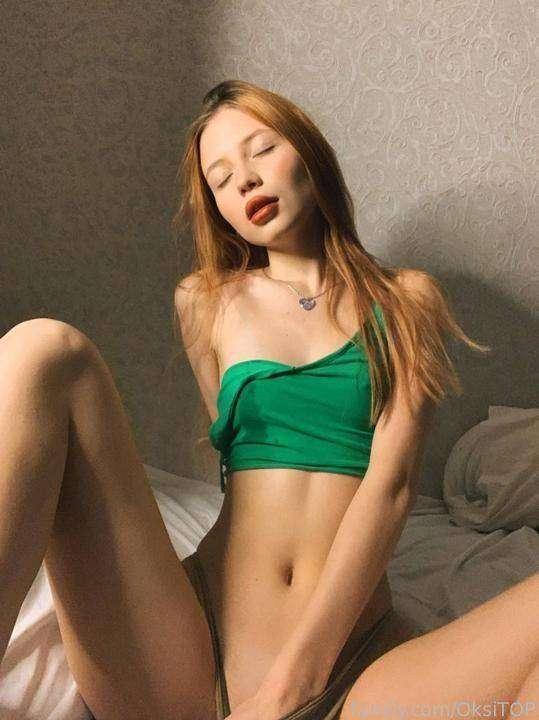 ✨NEW GIRL HERE✨NEW GIRL HERE✨
🧡 https://fans.ly/r/alice_desires 🧡 
🧡 https://fans.ly/r/alice_desires 🧡

Have you been looking for a charming young girl?😏😏
✨I want to introduce you to the incredibly aesthetic girl of your dreams and wet fantasies ✨

Let me be your new girlfriend NOW! I can't wait to get to know you! 😍💓Subscribe if you are ready to cum 😈

#redhair #babyface #teen #fyp #cute #pretty #slutty #girlfriend #ass #petite #booty