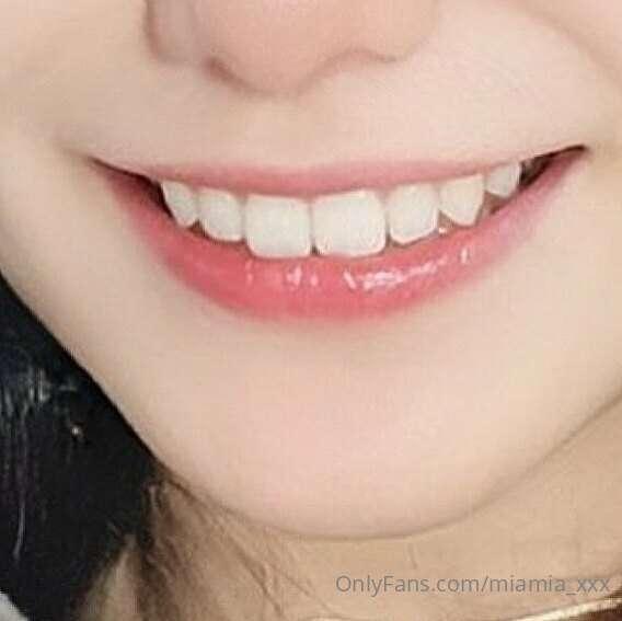 ฟันกาตุ่ยยย 🐰😂
rabbit teeth 🐰😂