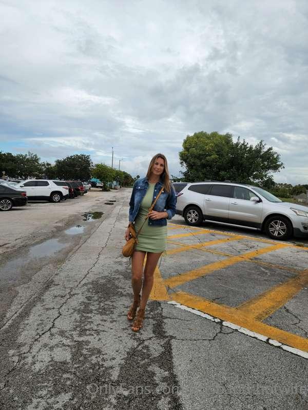 Florida wife upskirt