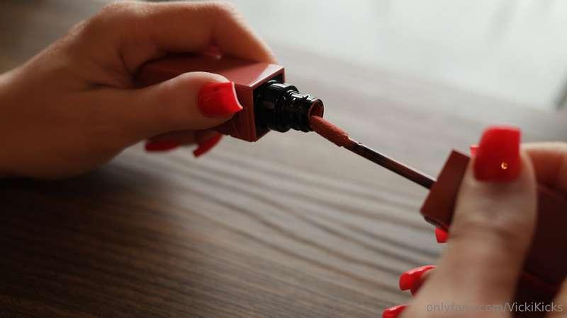 Camera, action… and desire. This is how the beginning of the..