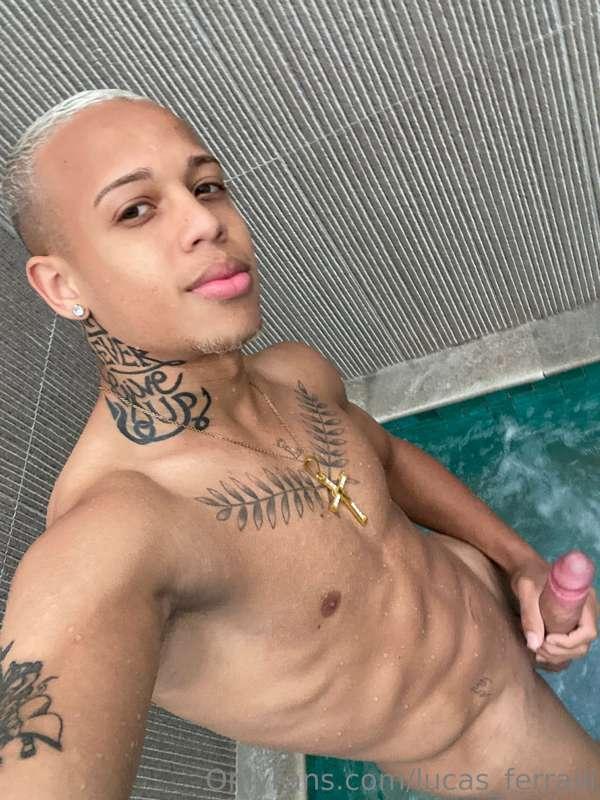 @lucas_ferraiii