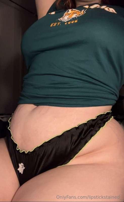think i’d look good pregnant 😔