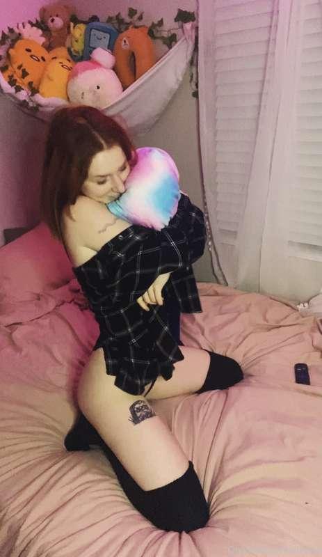 HELLO 💗💗

This photoset is 23 pictures & a short video (topl..