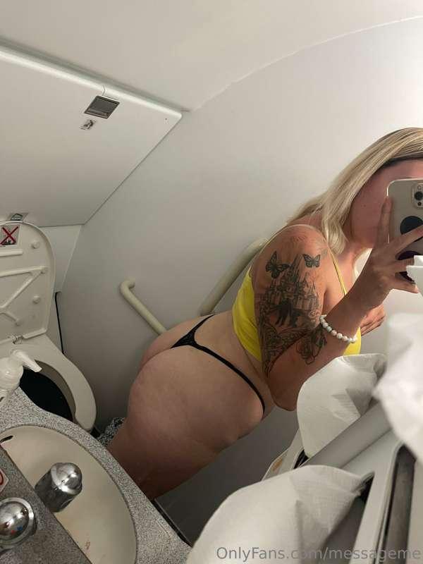 ✈️