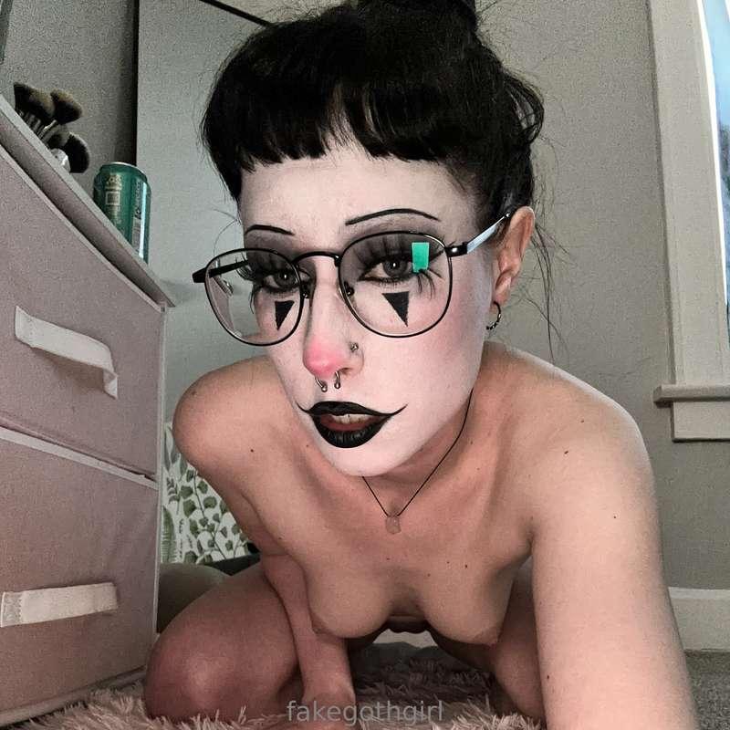 fakegothgirl image #4