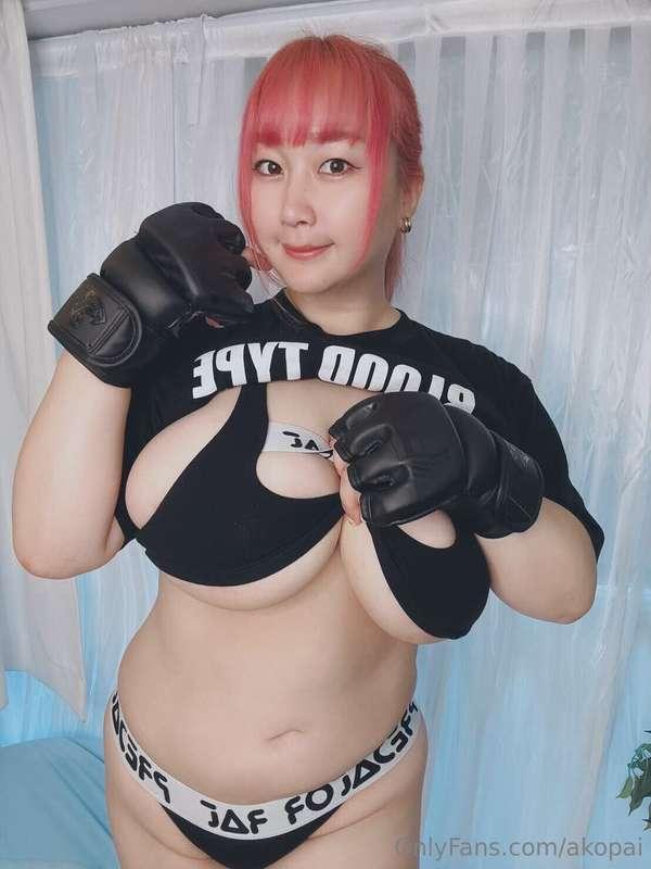 Ako is ready to fight!