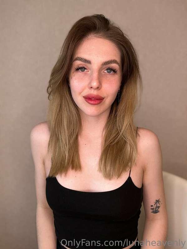 your hot beauty!🥰