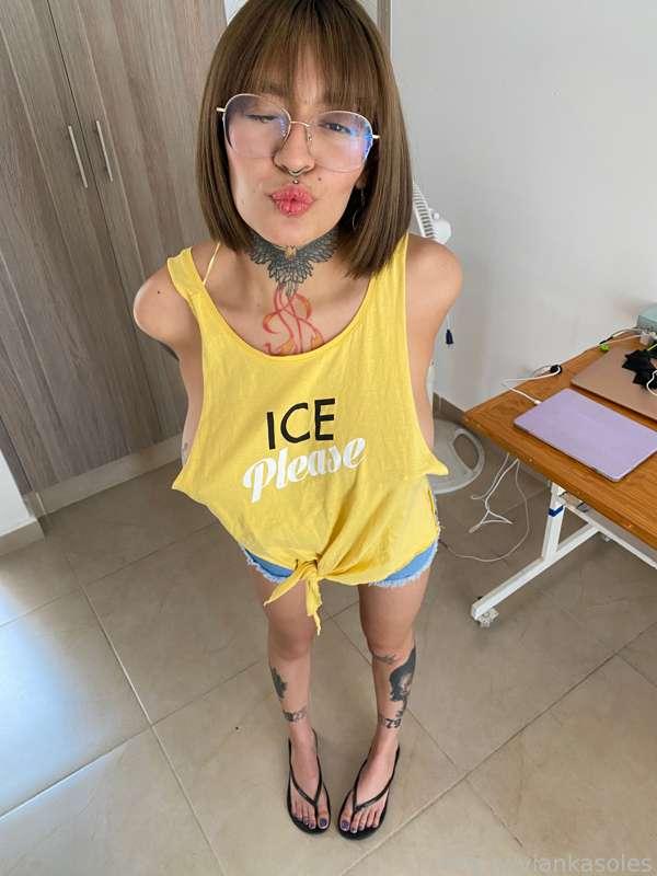viankasoles image #1