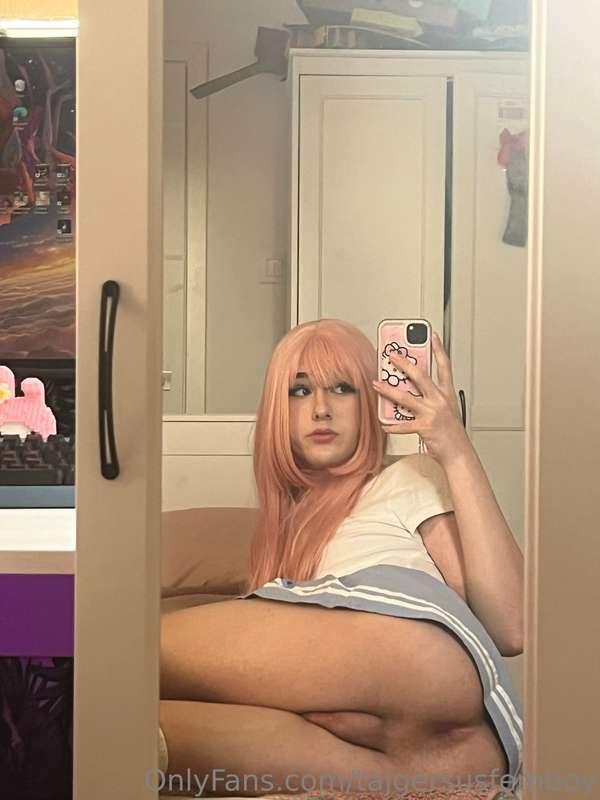 anyone wants to cum in my bussy?