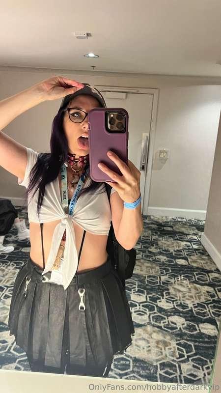 Y’all I had a blast today at Fanime! This was my day outfit ..