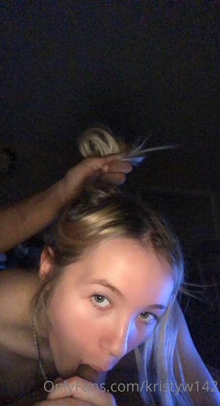 kristyw142 image #1