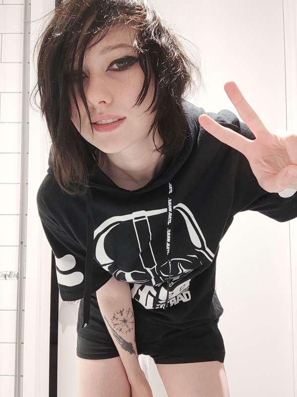 little_emo_kitten image #4